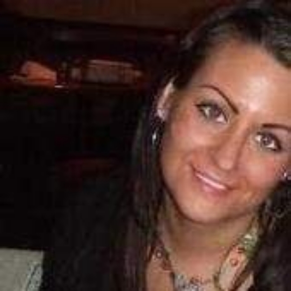 Meet your Posher, Amy - Picture 2 of 2